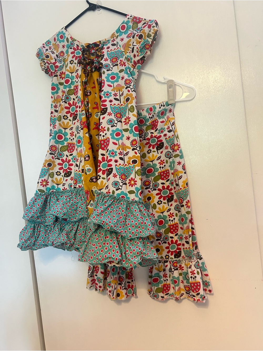 Jelly The Pug Dress and Ruffle Pant Set - Size 14